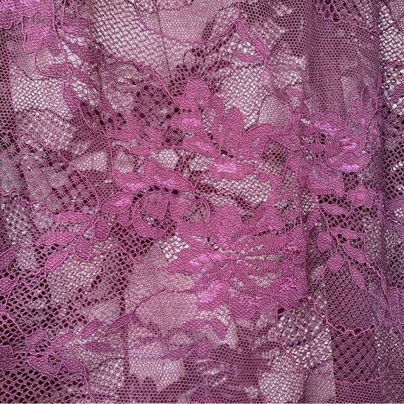 Lane Bryant Burgundy Lace Overlay Top - Picture 5 of 9